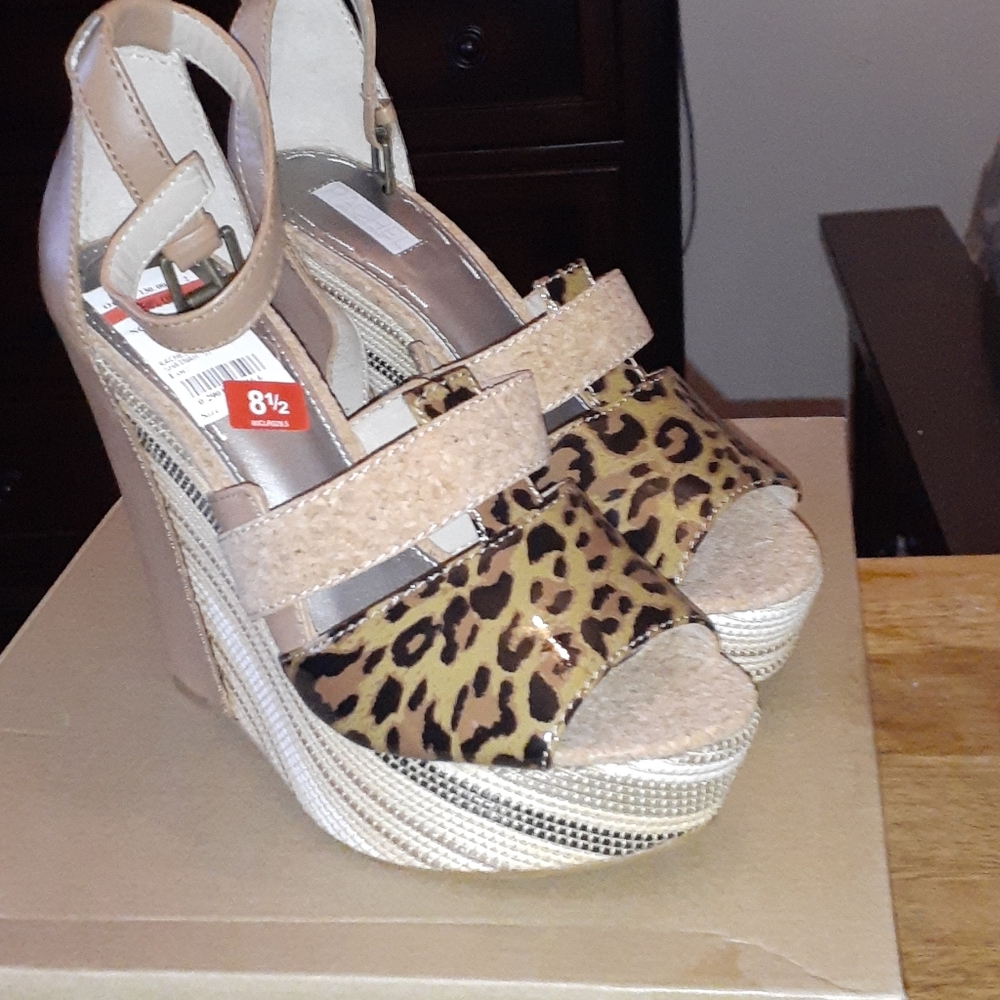 Wedges - Picture 3 of 4